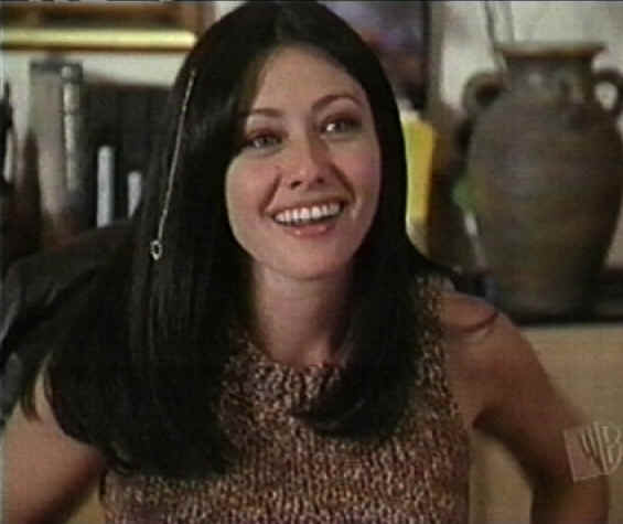 http://www.shannen-doherty.net/prue_pictures/prue13.jpg